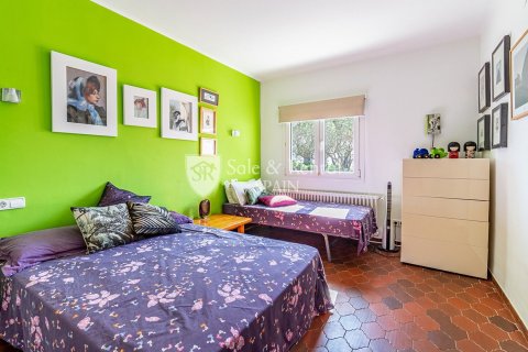 Hus till salu i Llanca, Girona, Spanien 5 sovrum, 225 kvm. Nr. 166495 - foto 12