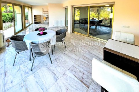 Apartment for sale in Sant Feliu de Guixols, Girona, Spain 3 bedrooms, 124 sq.m. No. 166497 - photo 4