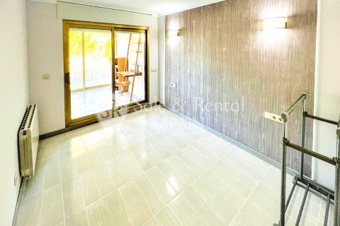 Apartment for sale in Sant Feliu de Guixols, Girona, Spain 3 bedrooms, 124 sq.m. No. 166497 - photo 17