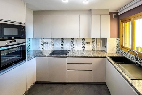 Apartment for sale in Sant Feliu de Guixols, Girona, Spain 3 bedrooms, 124 sq.m. No. 166497 - photo 11