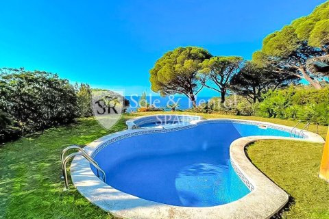 Apartment for sale in Sant Feliu de Guixols, Girona, Spain 3 bedrooms, 124 sq.m. No. 166497 - photo 2