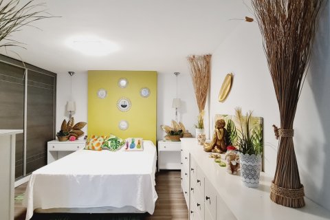 Lägenhet till salu i Casares, Malaga, Spanien 1 sovrum, 65 kvm. Nr. 153062 - foto 15