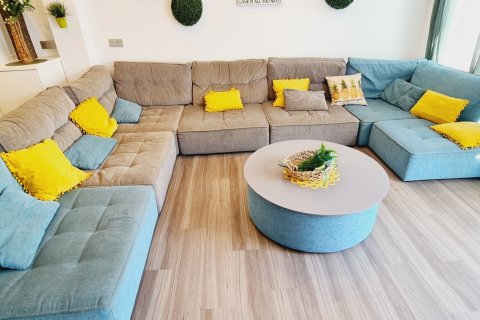 Lägenhet till salu i Casares, Malaga, Spanien 1 sovrum, 65 kvm. Nr. 153062 - foto 2