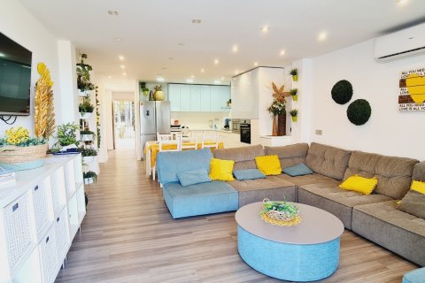 Lägenhet till salu i Casares, Malaga, Spanien 1 sovrum, 65 kvm. Nr. 153062 - foto 5