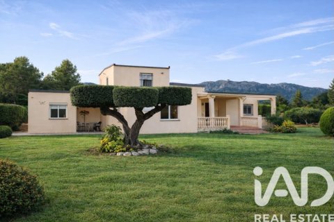 Casa a Aldover, Tarragona, Spagna 4 camere da letto, 247 mq. N° 153064