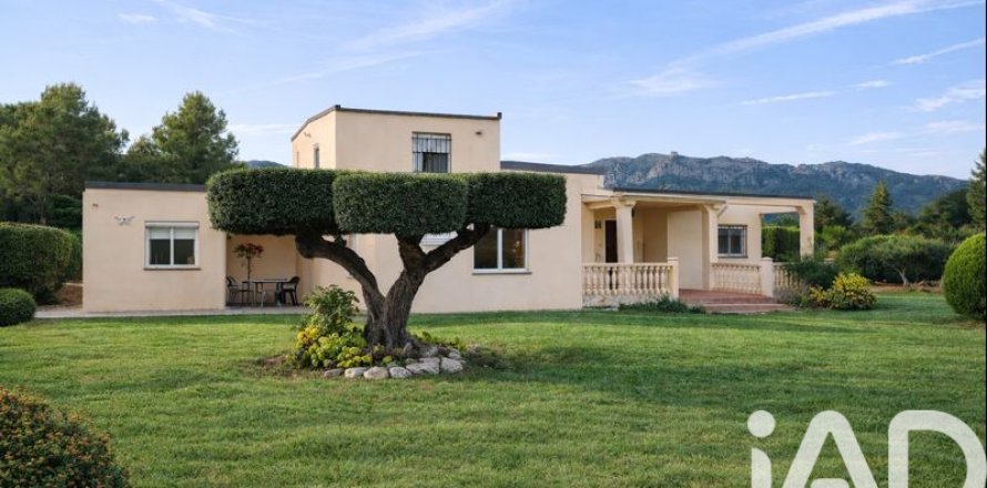 Casa a Aldover, Tarragona, Spagna 4 camere da letto, 247 mq. N° 153064