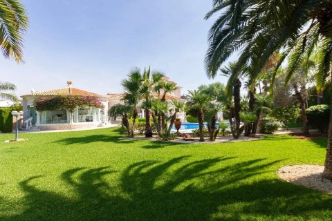 Villa in vendita a Denia, Alicante, Spagna 3 camere da letto, 303 mq. N° 195665 - foto 10