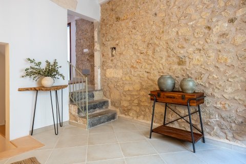 Villa för uthyrning i Selva, Mallorca, Spanien 3 sovrum, 302 kvm. Nr. 195667 - foto 1