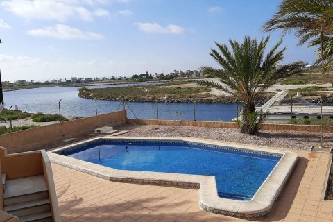 House for sale in La Manga del Mar Menor, Murcia, Spain 3 bedrooms, 465.32 sq.m. No. 175234 - photo 7