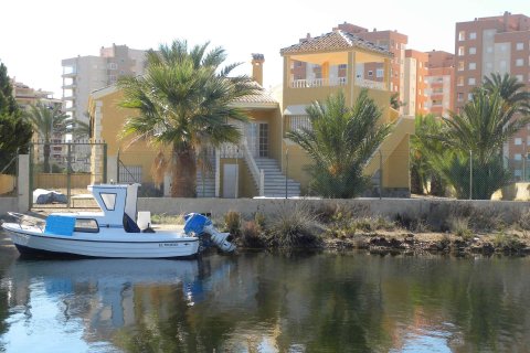 House for sale in La Manga del Mar Menor, Murcia, Spain 3 bedrooms, 465.32 sq.m. No. 175234 - photo 12