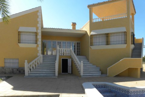 House for sale in La Manga del Mar Menor, Murcia, Spain 3 bedrooms, 465.32 sq.m. No. 175234 - photo 6