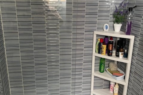 Takvåning till salu i Torrevieja, Alicante, Spanien 90 kvm. Nr. 166580 - foto 10