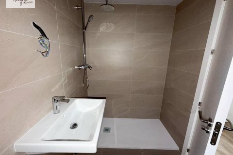 Apartamento en alquiler en Valencia, València, España 2 dormitorios, 80 m2 No. 166578 - foto 2