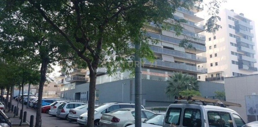 Autotallit Sant Joan Despi, Barcelona, Espanja 23 m2 No. 186600