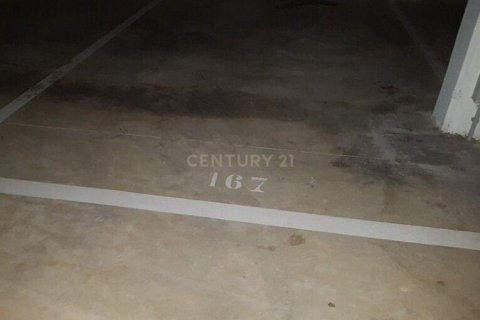 Autotallit myytävänä Sant Joan Despi, Barcelona, Espanja , 23 m2 No. 186600 - kuva 4