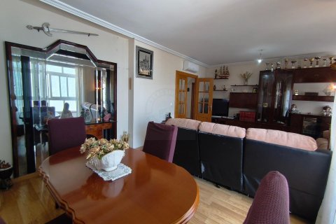 Продажа квартиры в Торревьеха, Аликанте, Испания 2 спальни, 96м2 №184360 - фото 12