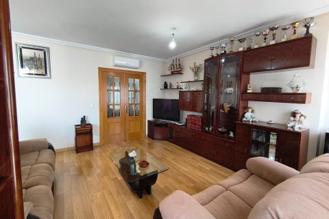 Продажа квартиры в Торревьеха, Аликанте, Испания 2 спальни, 96м2 №184360 - фото 10