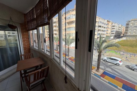 Apartment for sale in Torrevieja, Alicante, Spain 1 room, 41 sq.m. No. 184362 - photo 20