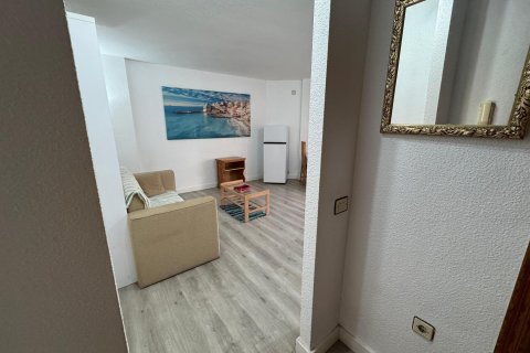 Apartment for sale in Torrevieja, Alicante, Spain 1 room, 41 sq.m. No. 184362 - photo 5