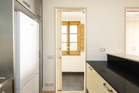 Huoneisto vuokrattavana Barcelona, Espanja, 2 makuuhuonetta, 104 m2 No. 192848 - kuva 10