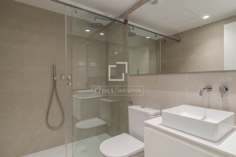 Huoneisto vuokrattavana Barcelona, Espanja, 2 makuuhuonetta, 74 m2 No. 192851 - kuva 15