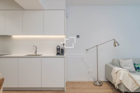 Huoneisto vuokrattavana Barcelona, Espanja, 2 makuuhuonetta, 74 m2 No. 192851 - kuva 9