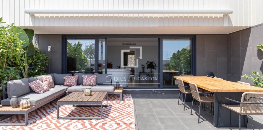Huvila Esplugues de Llobregat, Barcelona, Espanja 5 makuuhuonetta, 342 m2 No. 192850