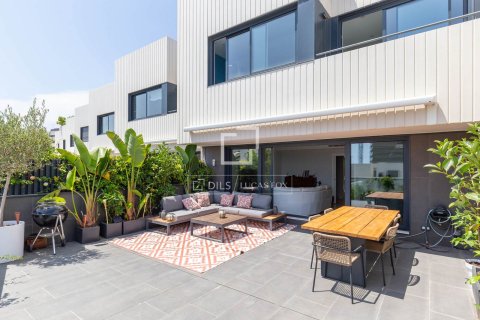 Huvila vuokrattavana Esplugues de Llobregat, Barcelona, Espanja, 5 makuuhuonetta, 342 m2 No. 192850 - kuva 12