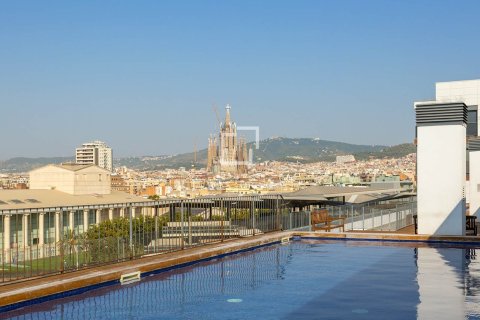 Huoneisto Barcelona, Espanja 4 makuuhuonetta, 140 m2 No. 192849