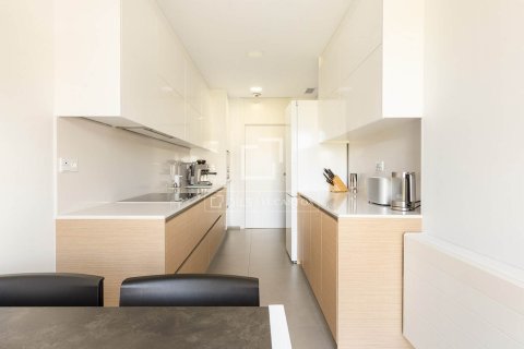 Huoneisto vuokrattavana Barcelona, Espanja, 4 makuuhuonetta, 140 m2 No. 192849 - kuva 12