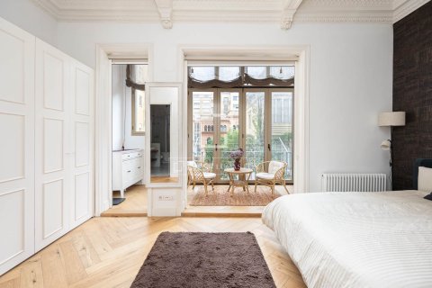 Huoneisto vuokrattavana Barcelona, Espanja, 3 makuuhuonetta, 140 m2 No. 192847 - kuva 8