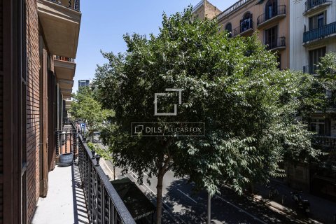 Huoneisto vuokrattavana Barcelona, Espanja, 4 makuuhuonetta, 174 m2 No. 192852 - kuva 16