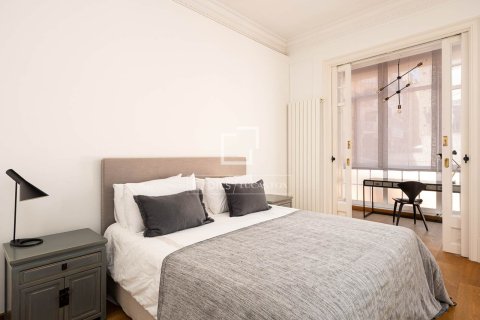 Huoneisto vuokrattavana Barcelona, Espanja, 4 makuuhuonetta, 174 m2 No. 192852 - kuva 20
