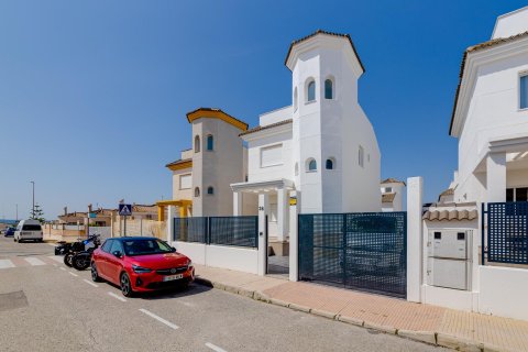 Villa en venta en San Fulgencio, Alicante, España 2 dormitorios, 109 m2 No. 170915 - foto 2