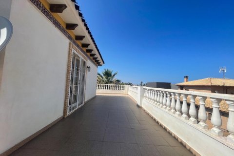 Casa in vendita a Torrevieja, Alicante, Spagna 5 camere da letto, 161 mq. N° 165668 - foto 4