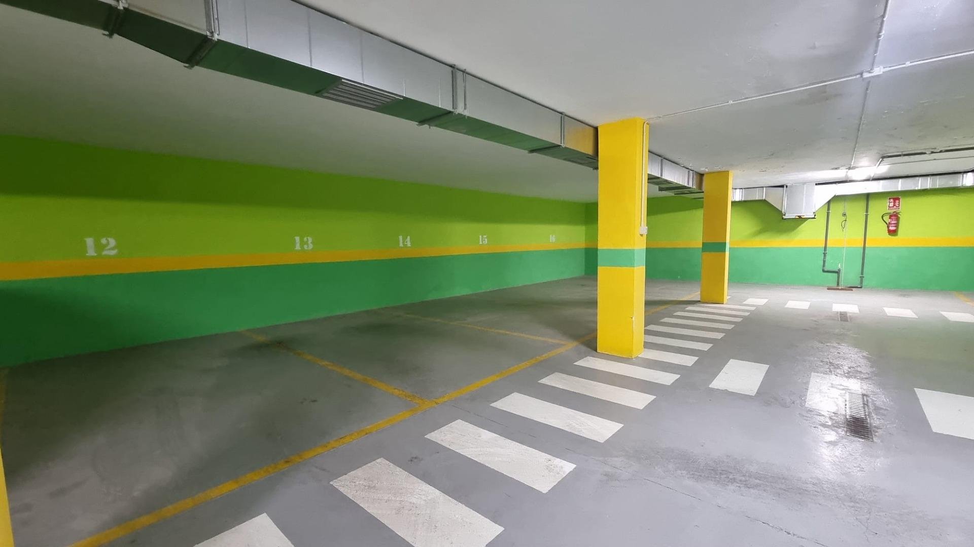 Parking à Torrevieja, Alicante, Espagne 10 m2 No. 182809