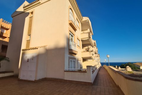 Apartment for sale Alicante, Spain 3 bedrooms,  No. 133643 - photo 2