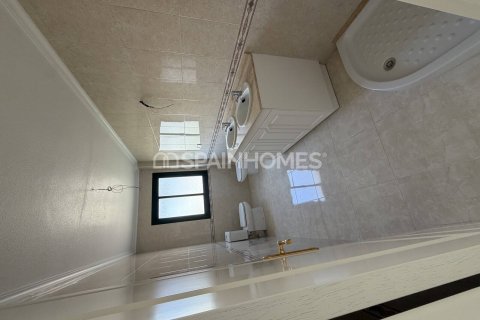Apartament w Orihuela, Alicante, Hiszpania 2 sypialnie, 110 mkw. nr 191663 – zdjęcie 10
