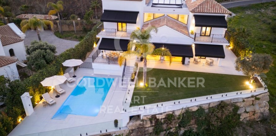 Villa in Benahavis, Malaga, Spanien 5 Schlafzimmer, 478 m2 Nr. 158609