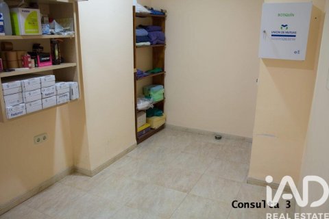 Proprietà commerciale in vendita a Canet d'En Berenguer, Valencia, Spagna 8 camere da letto, 134 mq. N° 185492 - foto 23