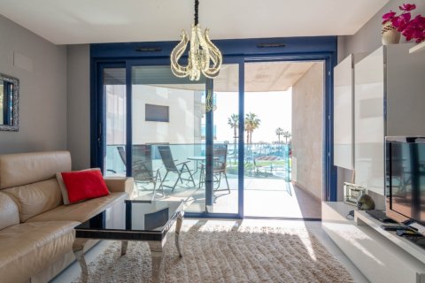 Huoneisto myytävänä Punta Prima, Alicante, Espanja, 2 makuuhuonetta, 70 m2 No. 145343 - kuva 6