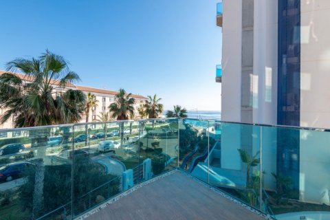 Huoneisto myytävänä Punta Prima, Alicante, Espanja, 2 makuuhuonetta, 70 m2 No. 145343 - kuva 11