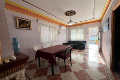 Kaupunkipientalo myytävänä La Mata, Alicante, Espanja, 3 makuuhuonetta, 80 m2 No. 145341 - kuva 13