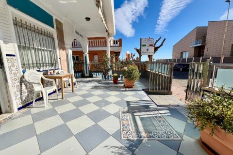 Kaupunkipientalo myytävänä La Mata, Alicante, Espanja, 3 makuuhuonetta, 80 m2 No. 145341 - kuva 2