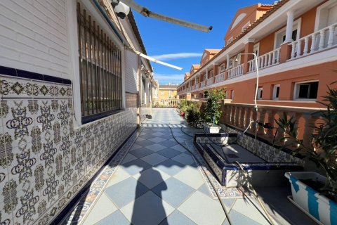 Kaupunkipientalo myytävänä La Mata, Alicante, Espanja, 3 makuuhuonetta, 80 m2 No. 145341 - kuva 24