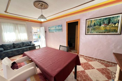 Kaupunkipientalo myytävänä La Mata, Alicante, Espanja, 3 makuuhuonetta, 80 m2 No. 145341 - kuva 14