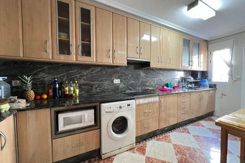 Kaupunkipientalo myytävänä La Mata, Alicante, Espanja, 3 makuuhuonetta, 80 m2 No. 145341 - kuva 17