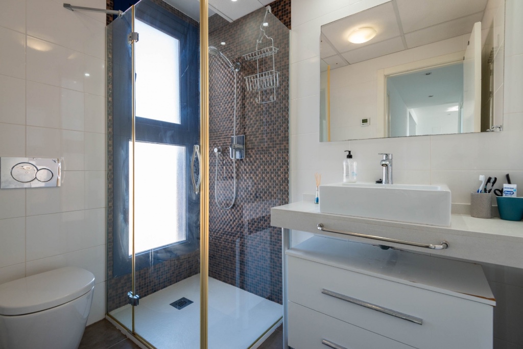 Apartment in Punta Prima, Alicante, Spain 2 bedrooms, 72 sq.m. No. 145342