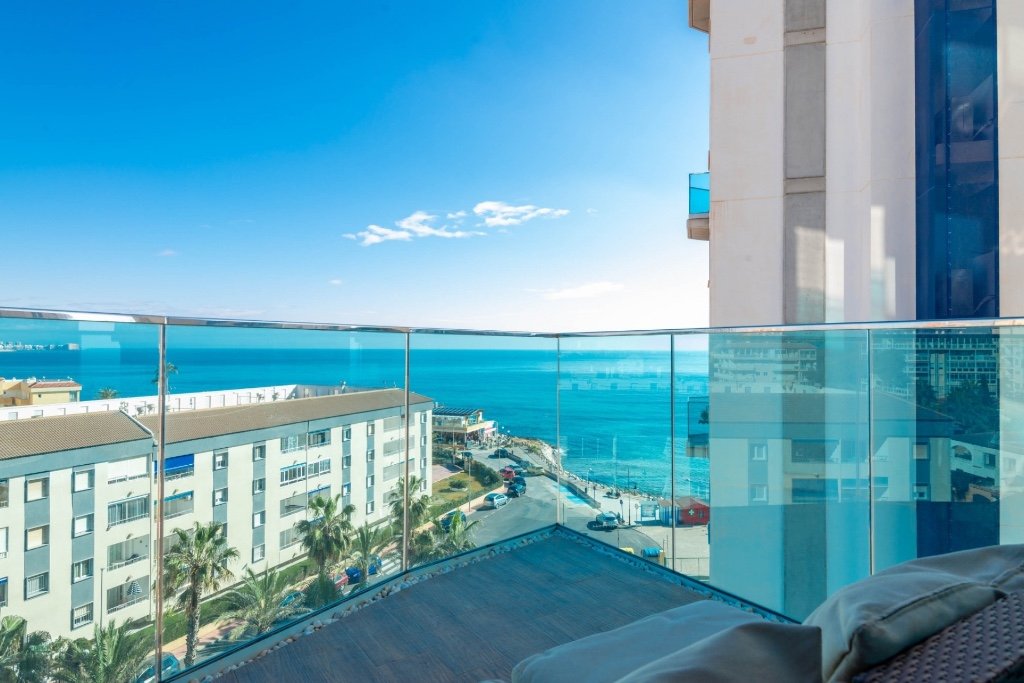 Apartment in Punta Prima, Alicante, Spain 2 bedrooms, 72 sq.m. No. 145342