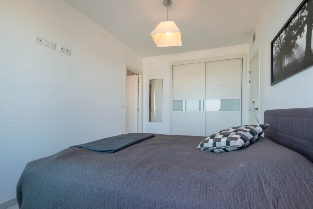 Apartment in Punta Prima, Alicante, Spain 2 bedrooms, 72 sq.m. No. 145342